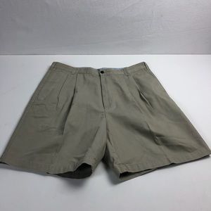 Tommy Hilfiger Khaki Shorts sz 38